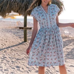 NWT Gal Meets Glam Cecily dress